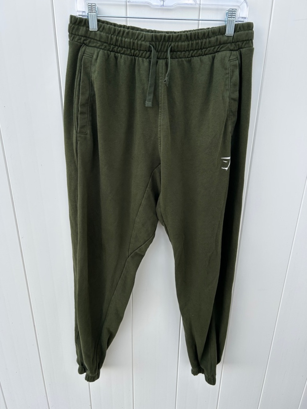 Gymshark Men's M Green Sweatpants Drawstring Elastic Waist Pockets Tapered